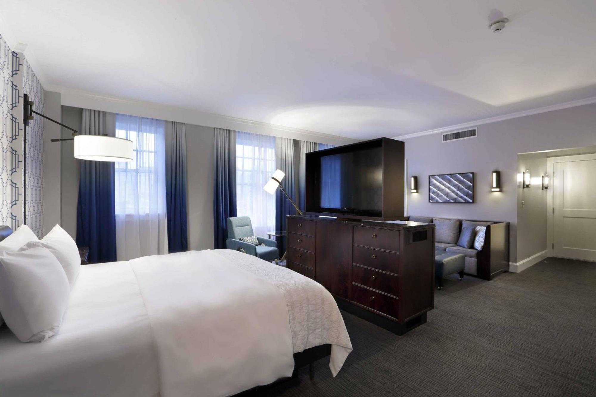 Le Meridien Dallas, The Stoneleigh Exterior photo