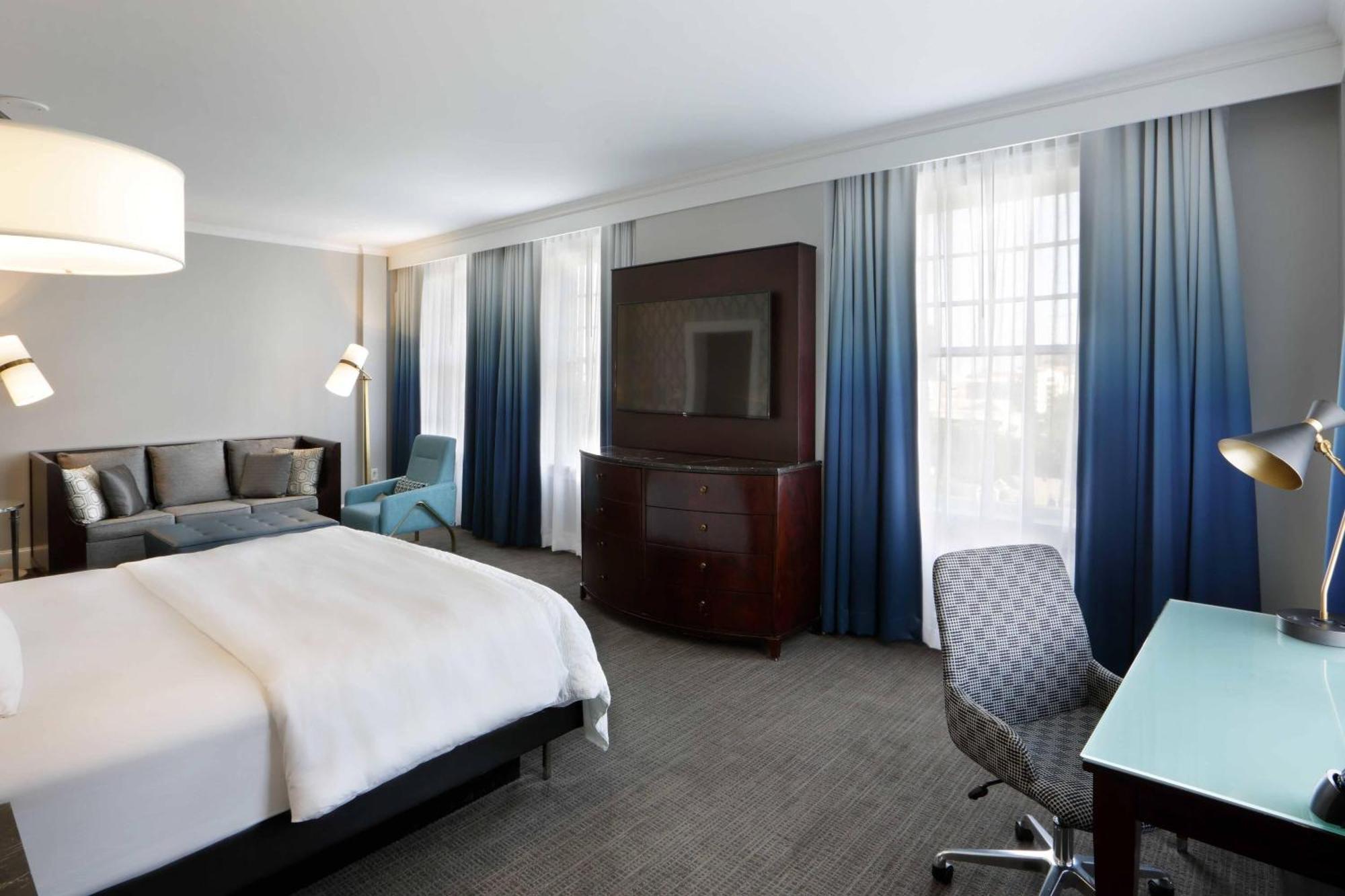 Le Meridien Dallas, The Stoneleigh Exterior photo