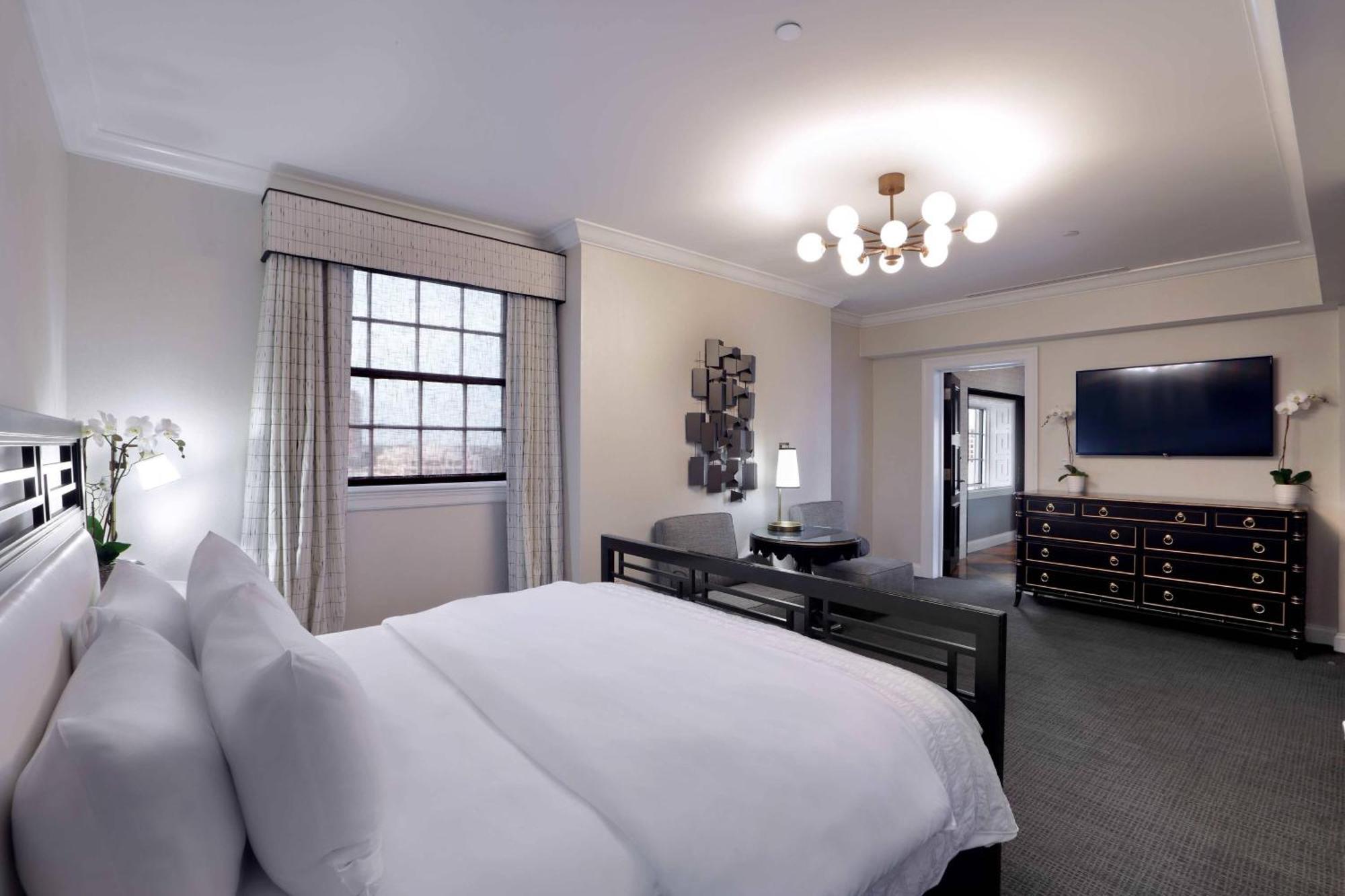 Le Meridien Dallas, The Stoneleigh Exterior photo