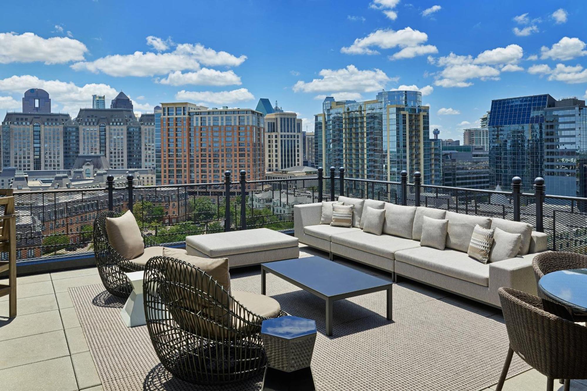 Le Meridien Dallas, The Stoneleigh Exterior photo